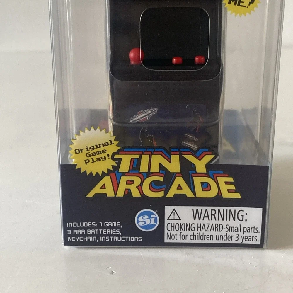 Space Invaders Tiny Arcade Game World's Smallest Miniature Keychain